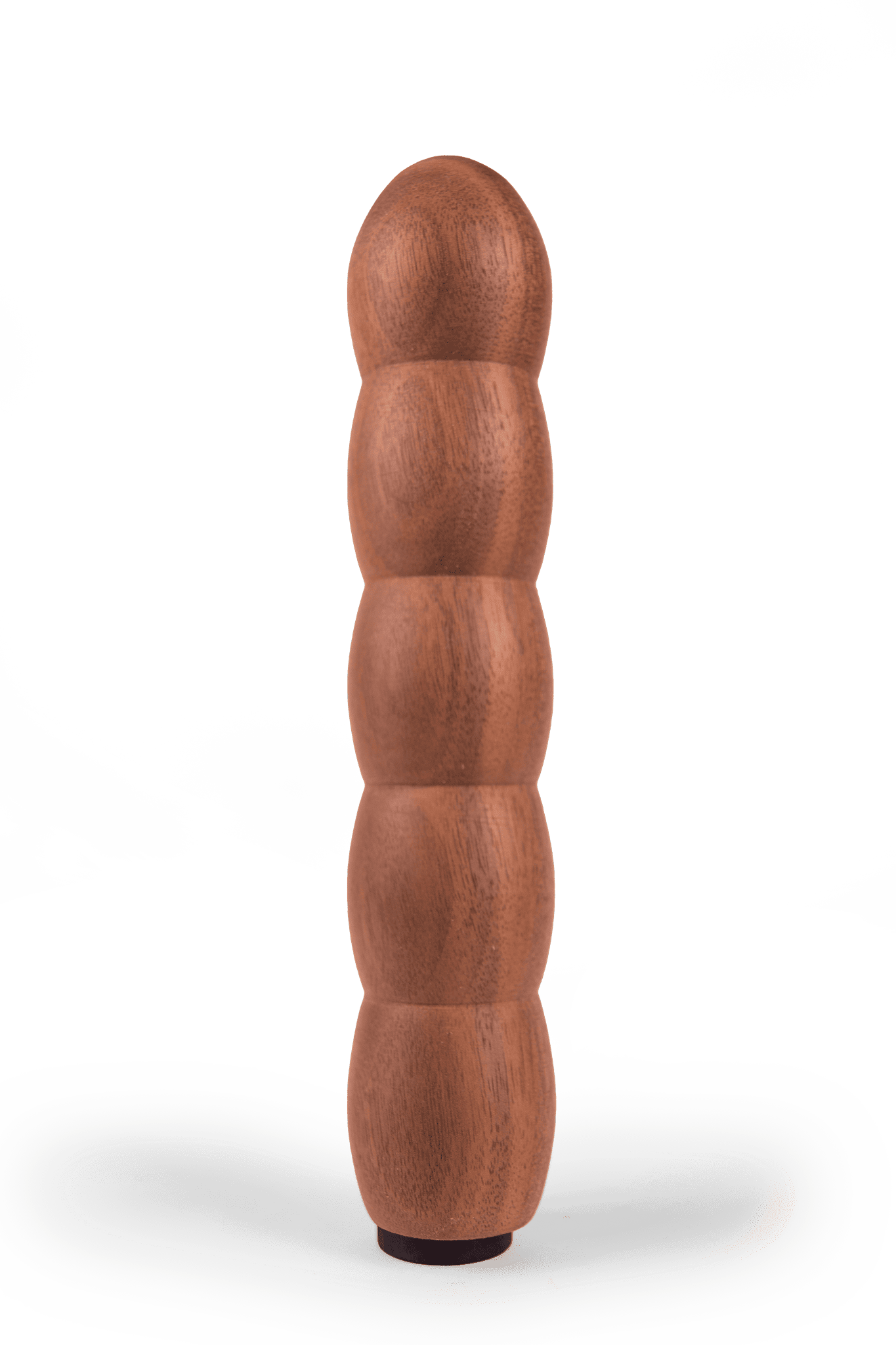 Burrli Holzvibrator Holzdildo Nuss Holz Hoamatland Edition in seiner Verpackung, handgefertigtes, nachhaltiges Erotikspielzeug von Holz-Knecht.