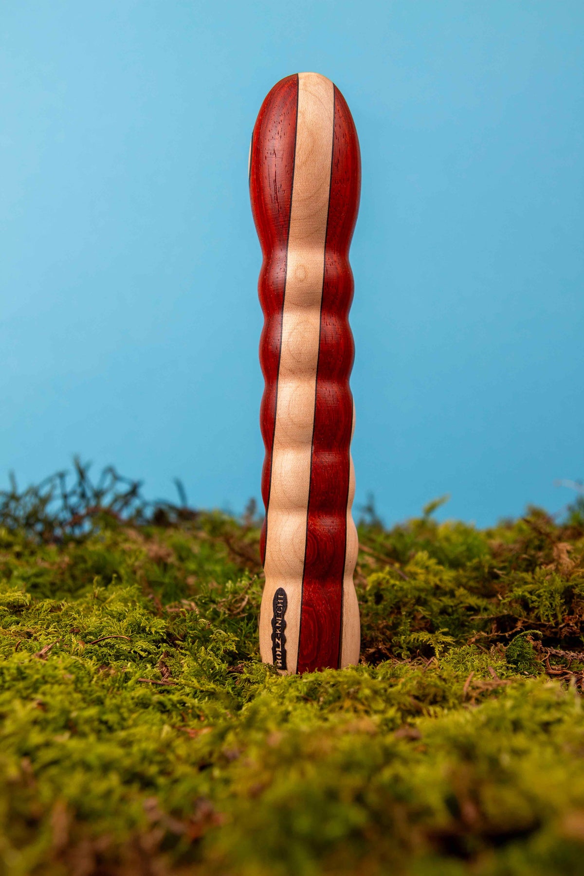 LAUSBUB  rossi Holzvibrator Holzdildo Moos Natur || Signature Edition Holz-Knecht.at